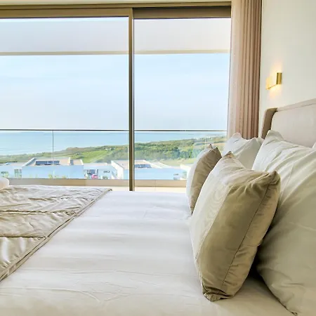 Luxury Oceanfront - 24k Apartment